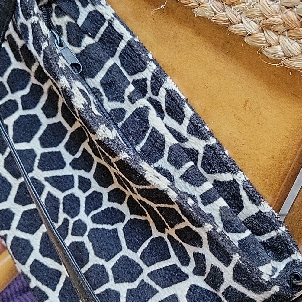 Kate Spade New York Leather Trimmed Animal Print Shoulder Bag - Picture 7 of 11